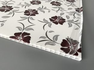 โป้เพดาน PVC ความเข้มข้นสูง สําหรับการค้า โป้เพดาน PVC รูปทรงสี่เหลี่ยม