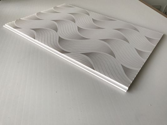 การออกแบบสีที่นิยม แผ่น PVC สําหรับเพดานและผนัง คลื่น พิมพ์ Pvc ห้องน้ํา แผ่นผนัง แผ่นกันน้ํา