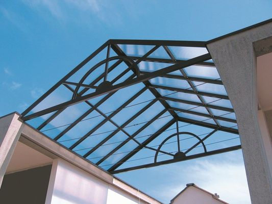 แผ่นโพลีคาร์บอเนตแบบยืดหยุ่น Makrolon / Lexan Twin Hollow