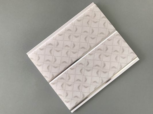 กานาและไนจีเรีย พิมพ์กระจ่าง 6 มิลลิเมตร เส้นเงิน พีวีซีเพดานที่สะอาดง่าย 200 * 6 มม.