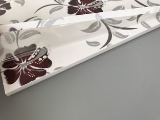 โป้เพดาน PVC ความเข้มข้นสูง สําหรับการค้า โป้เพดาน PVC รูปทรงสี่เหลี่ยม