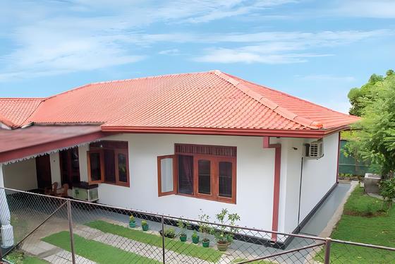 ความกว้าง 1050 มิลลิเมตร พลาสติก หลังคาคลื่น ASA หลังคา PVC กระเบื้องหลังคา UPVC กัน UV